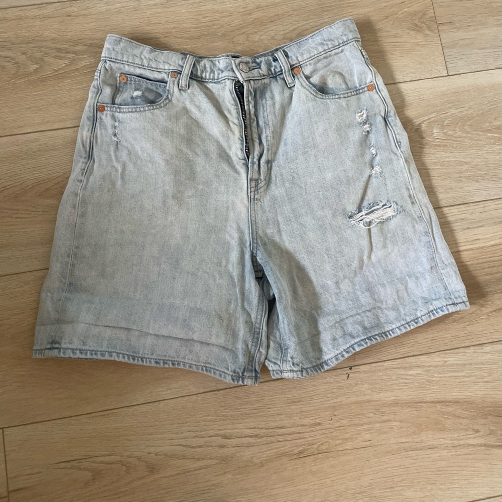 light wash denim mom shorts